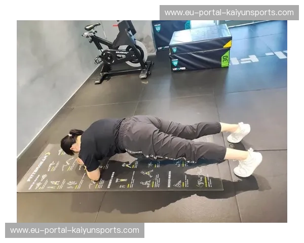 斯诺克核心训练：从内而外打造精准与稳定